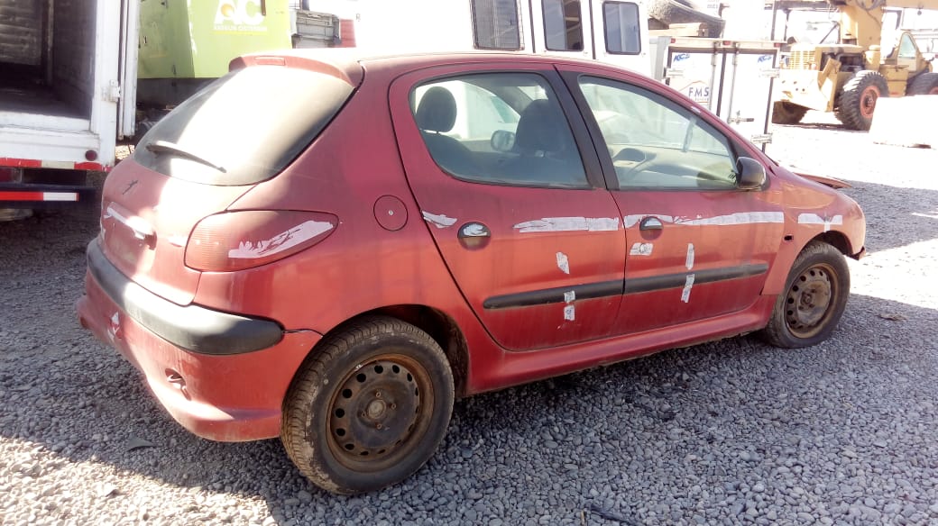  Peugeot 206 2004    EN DESARME